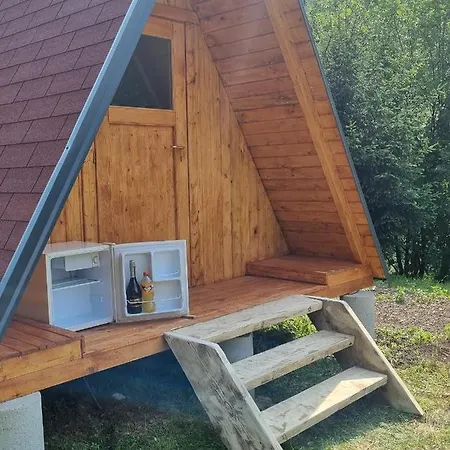 Glamping House ˇvitaˇ Luxury tent *